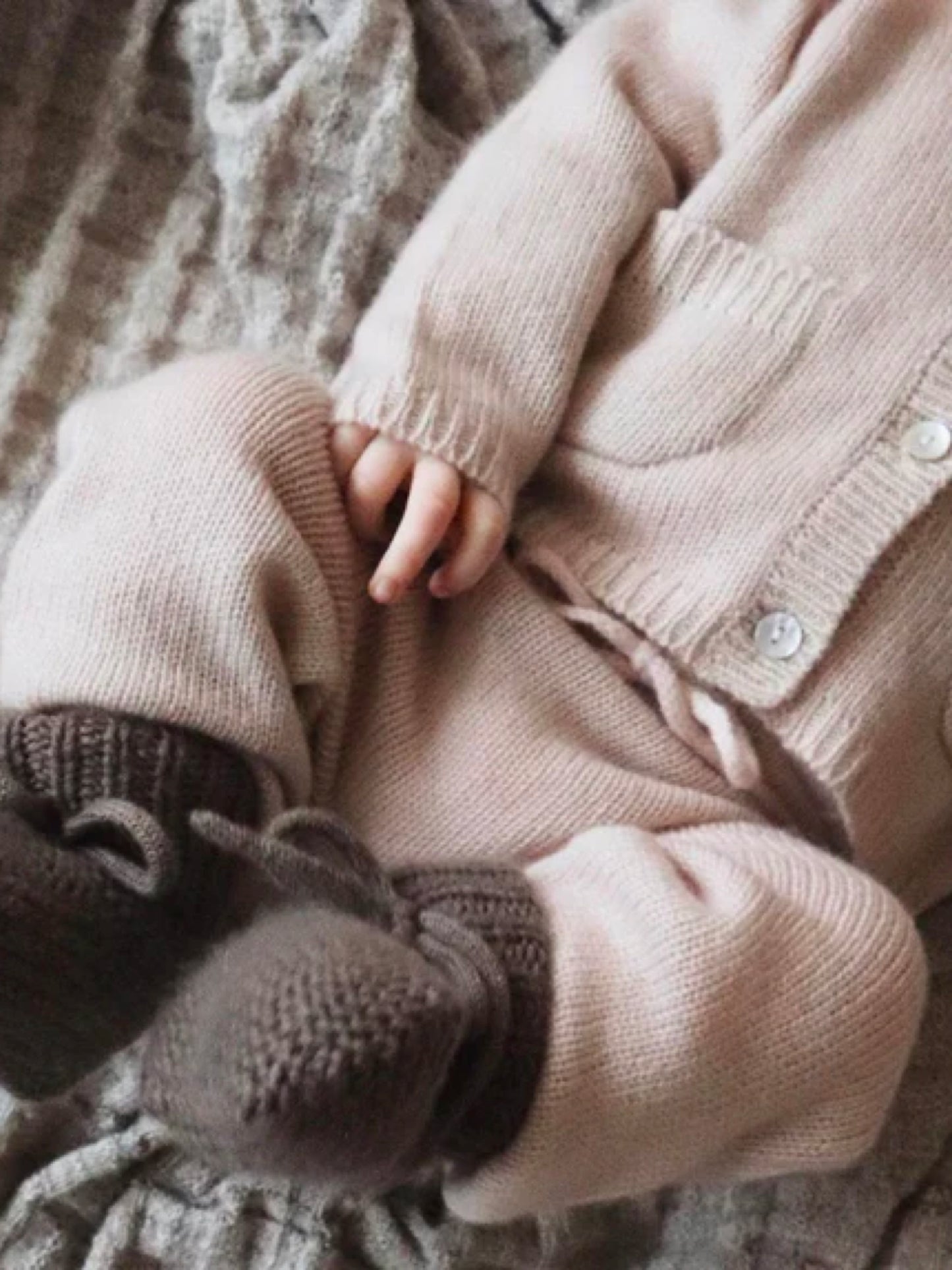 Lalaby - Bobbie Cashmere Cardigan - Powder