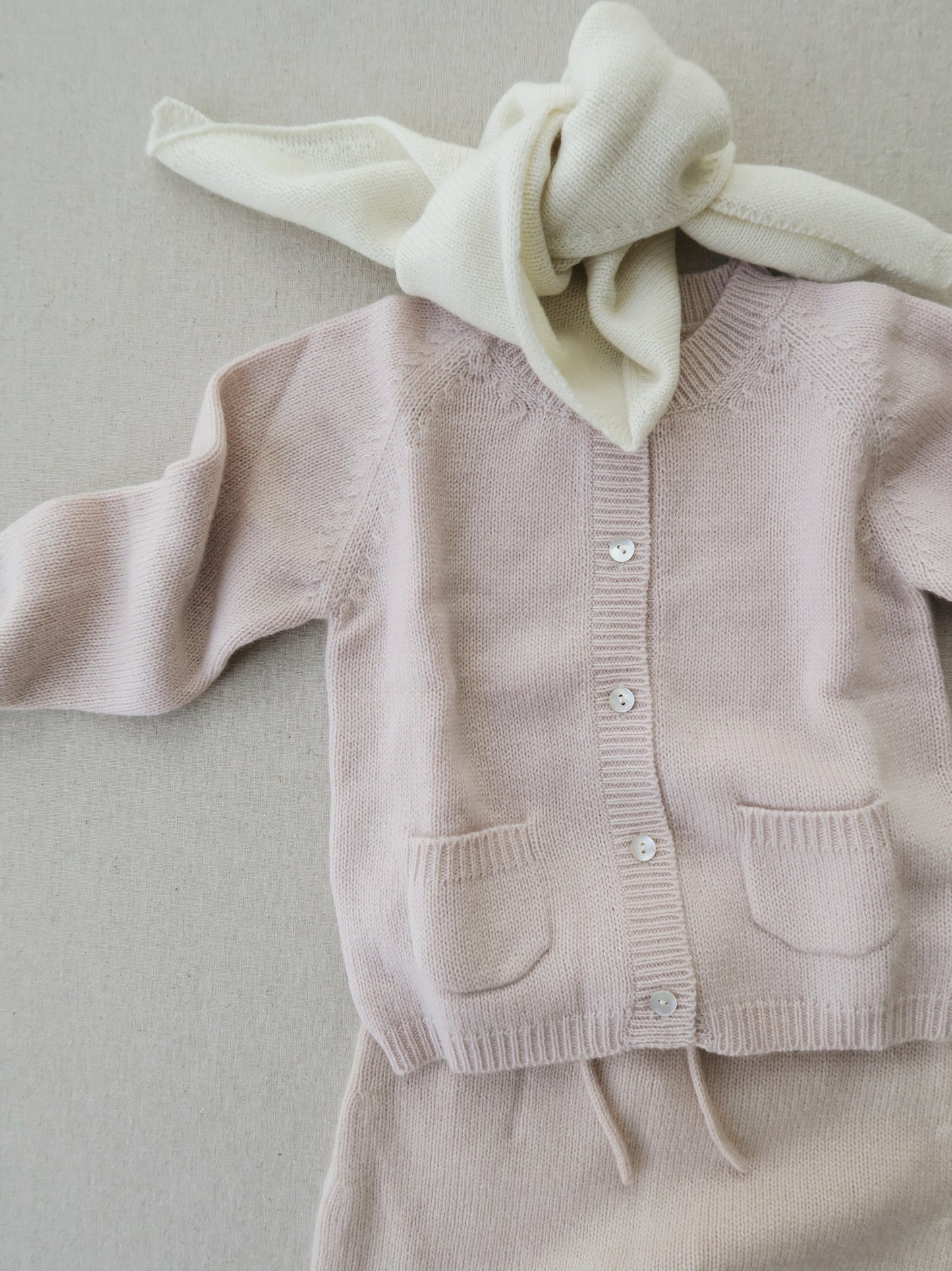 Lalaby - Bobbie Cashmere Cardigan - Powder