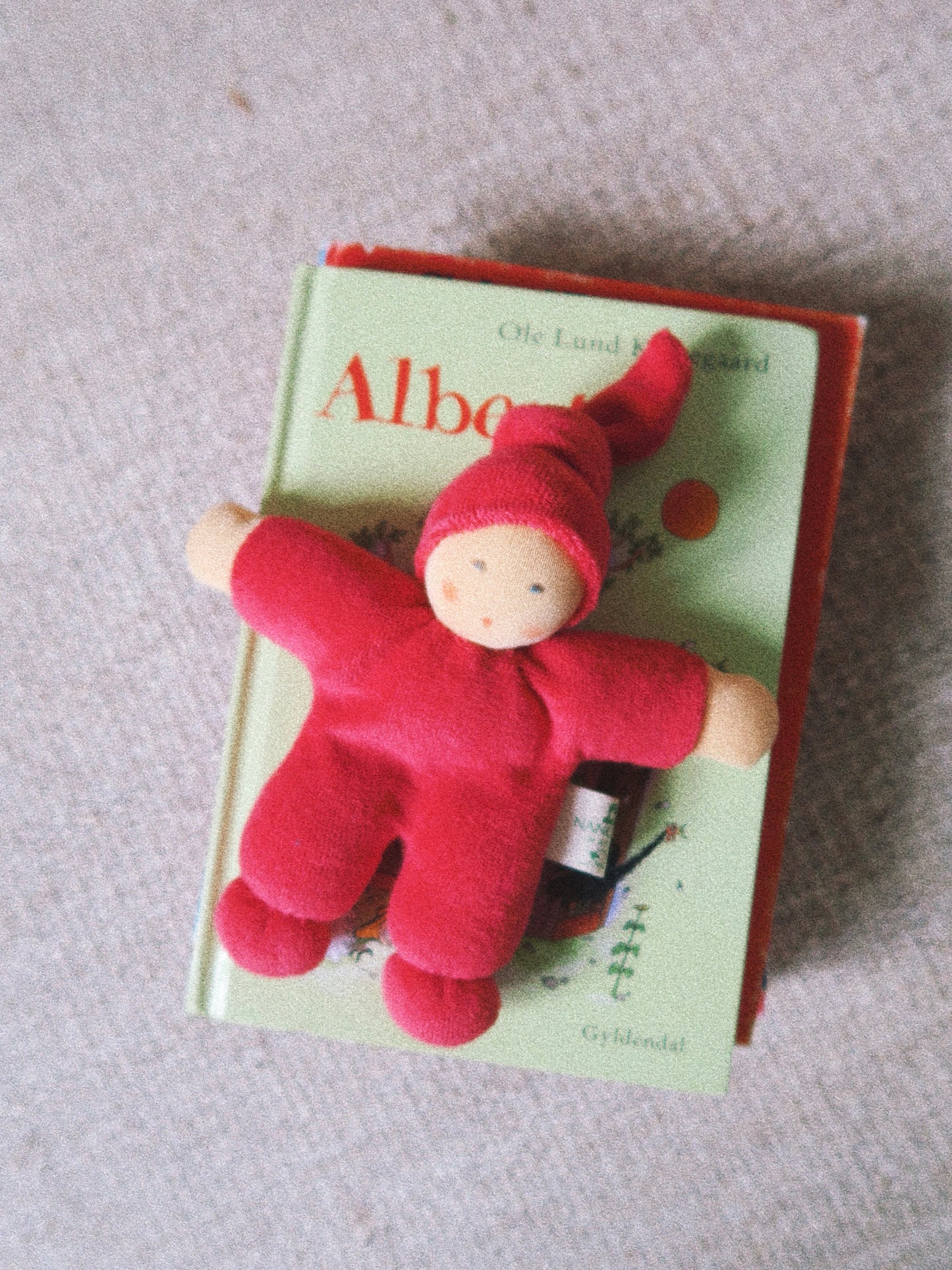 Nanchen - Doll - Red