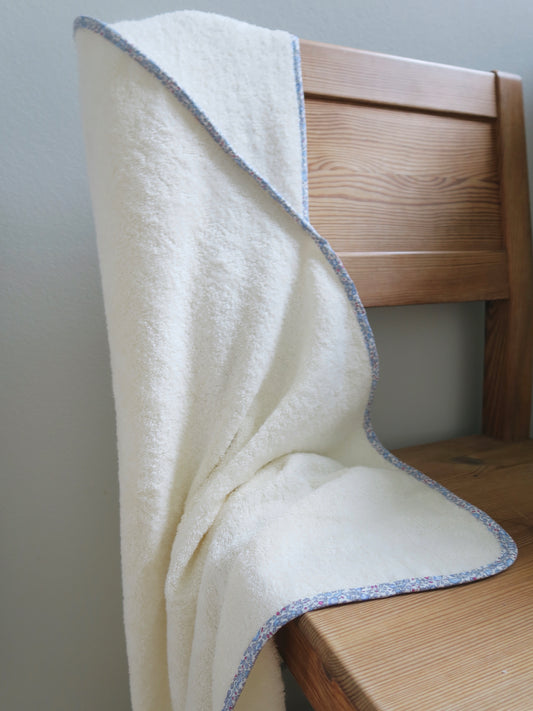 Poppel - Håndklæde m. hætte - Liberty Eloise