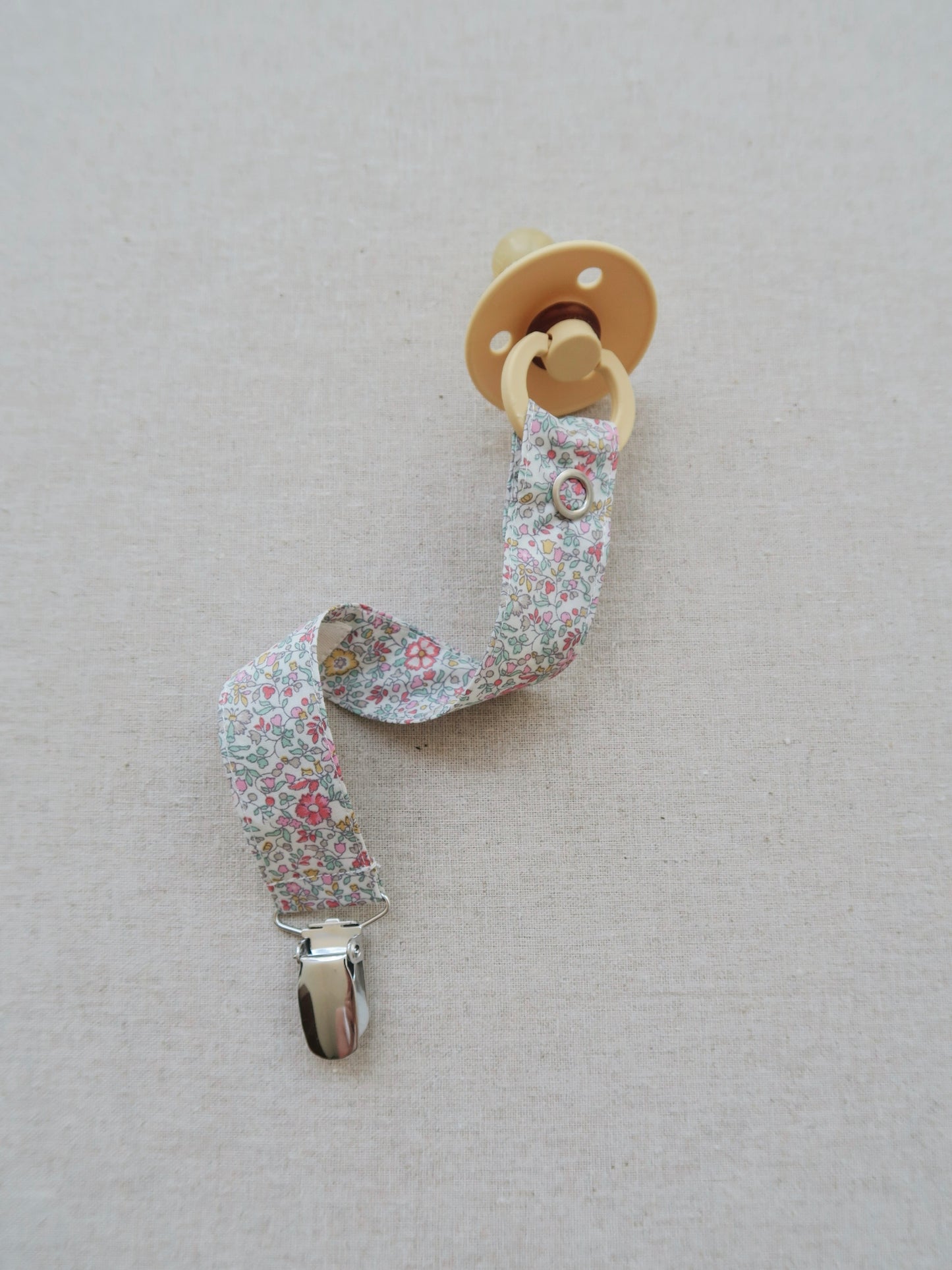 Poppel - Pacifier clip - Liberty Charmian