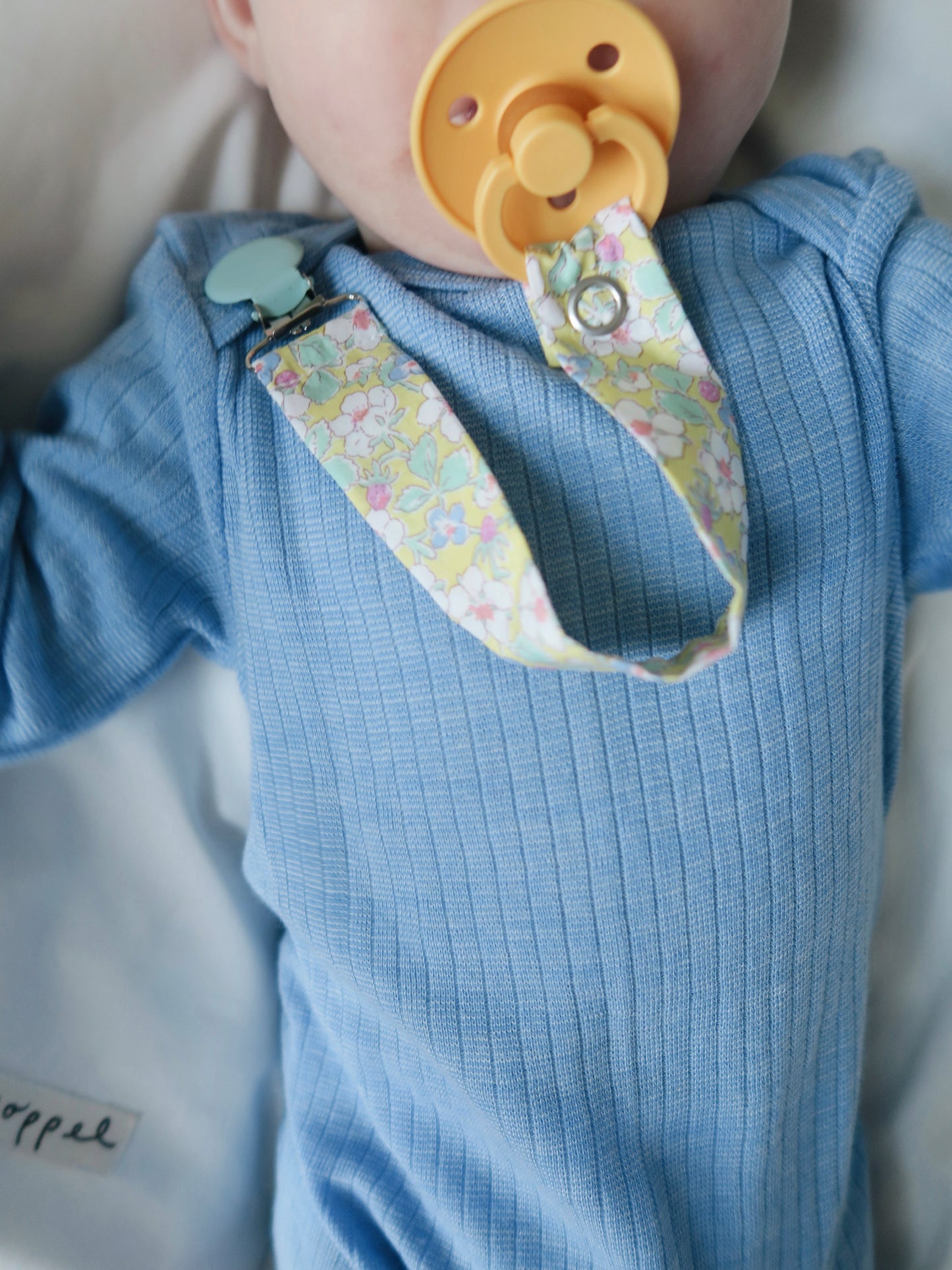 Poppel - Pacifier clip - Liberty Paysanne blossom