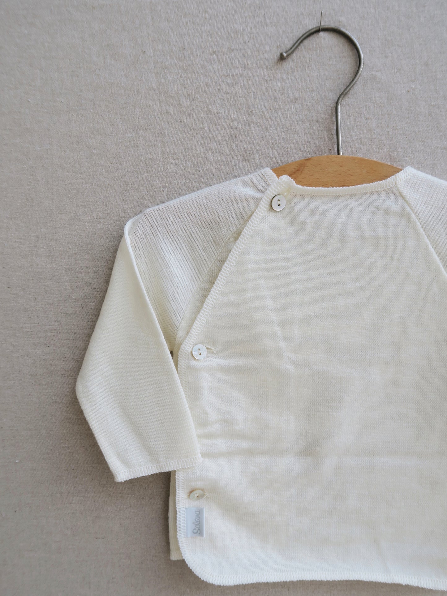Selana - Fine Knit Wool Wrap Blouse - Natur & Grey