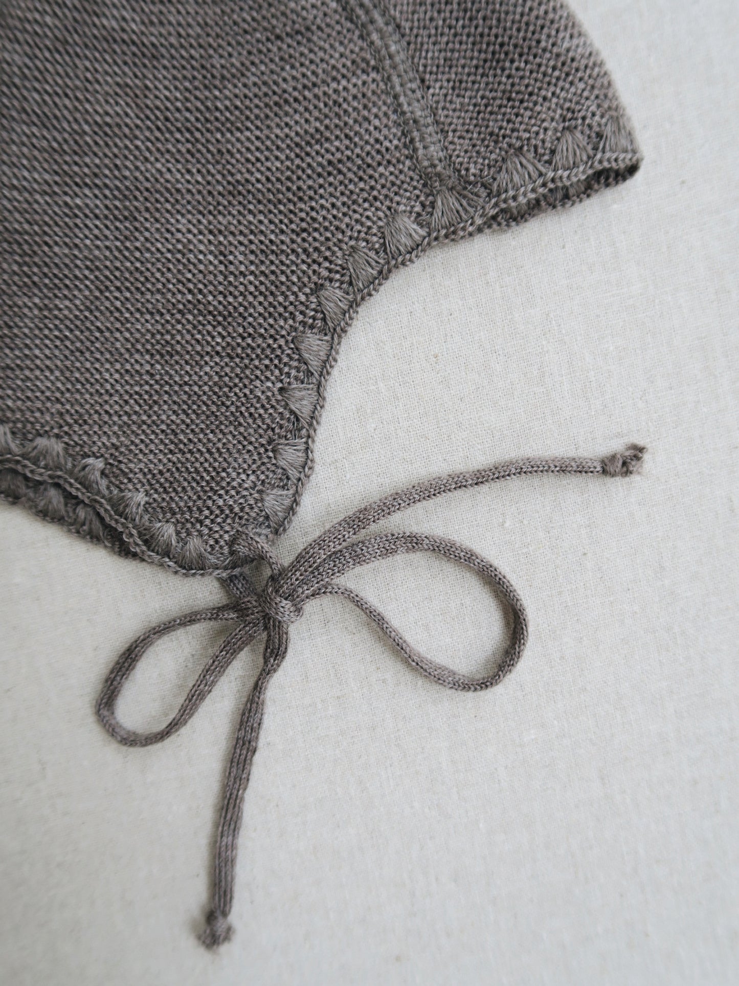 Selana - Wool Helmet - Chocolate