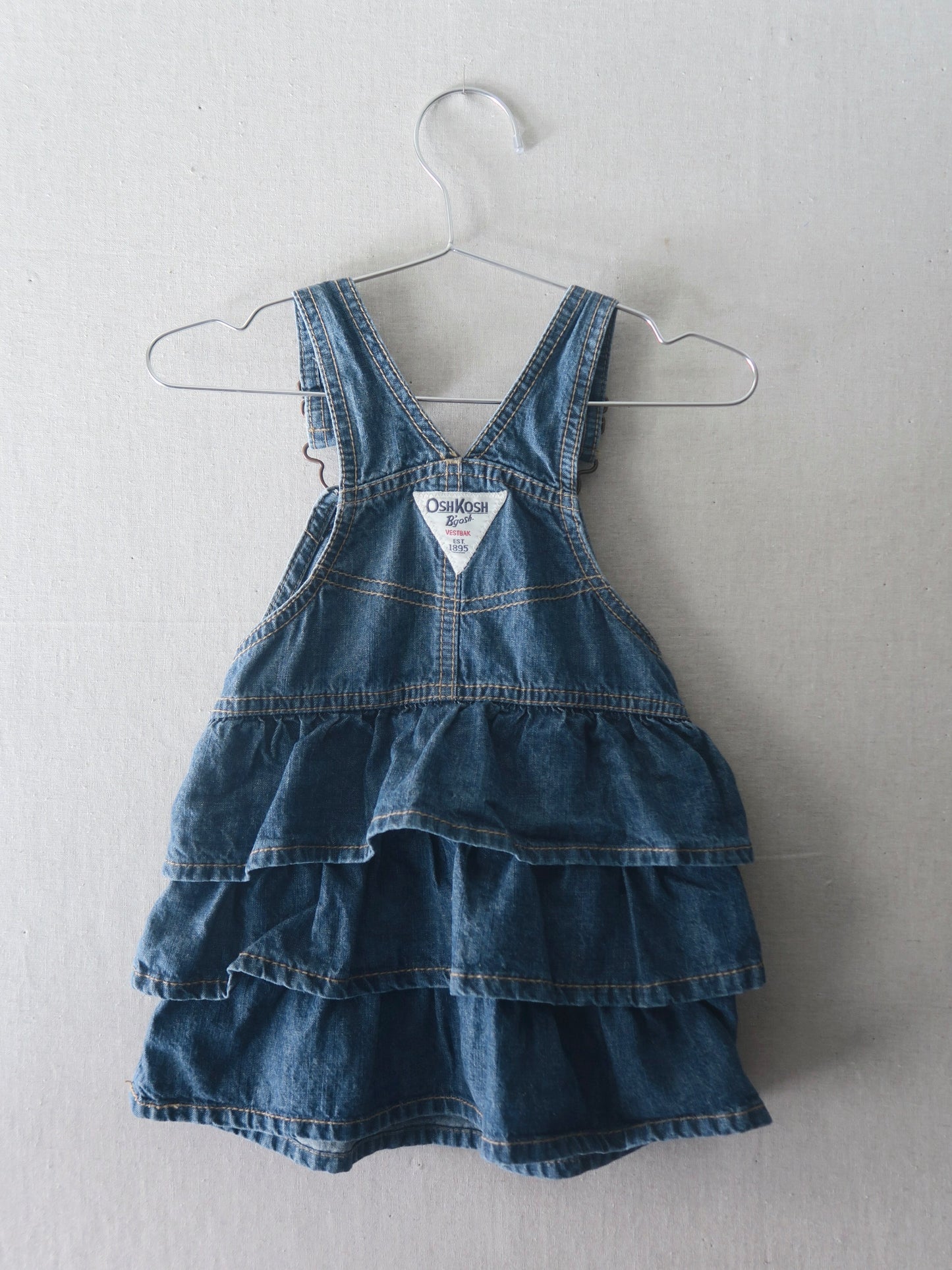 Poppel Pre-loved - OshKosh spencerkjole m. flæser - str. 1,5 år