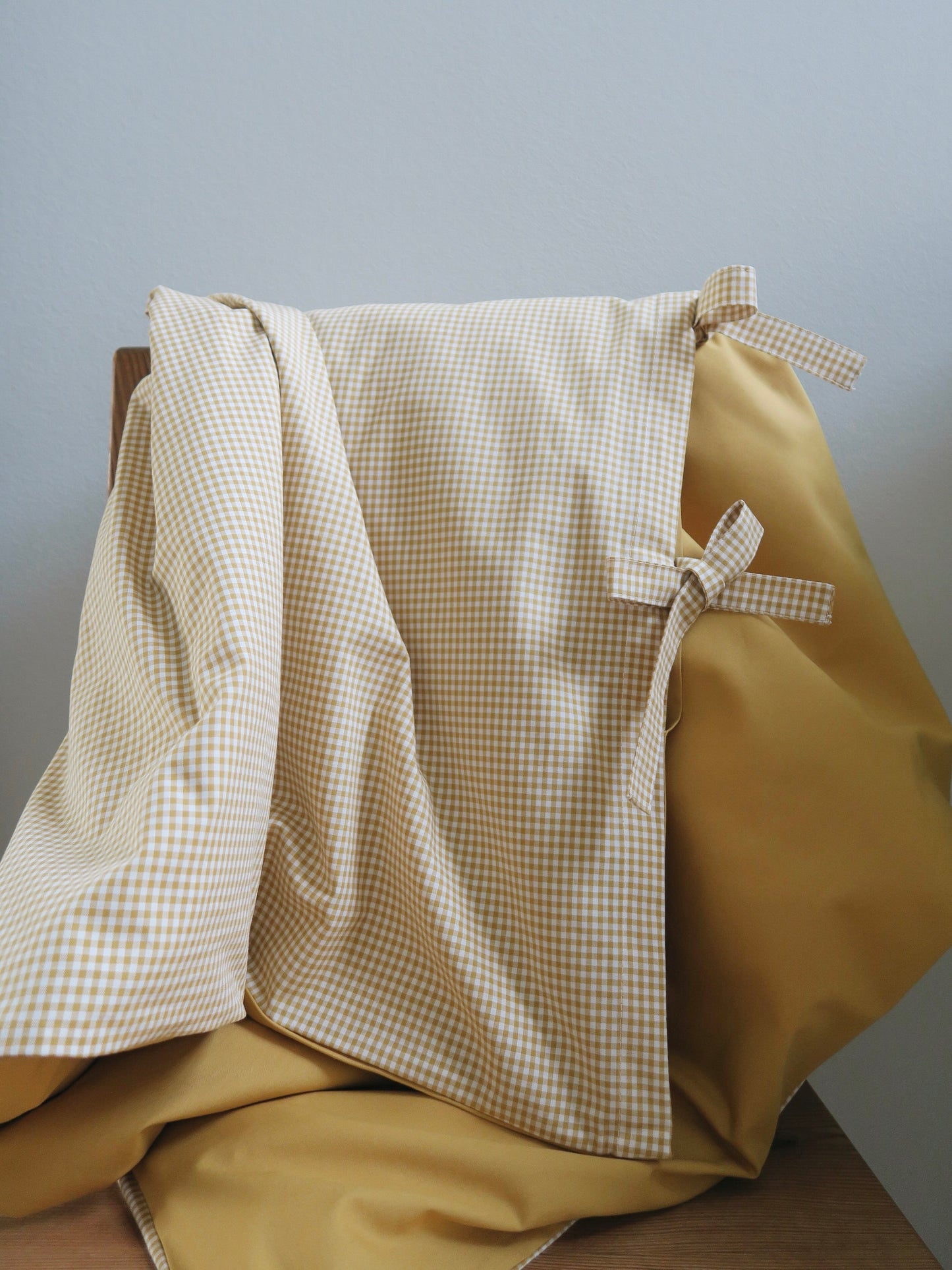 Poppel - Baby dynebetræk - Yellow Gingham