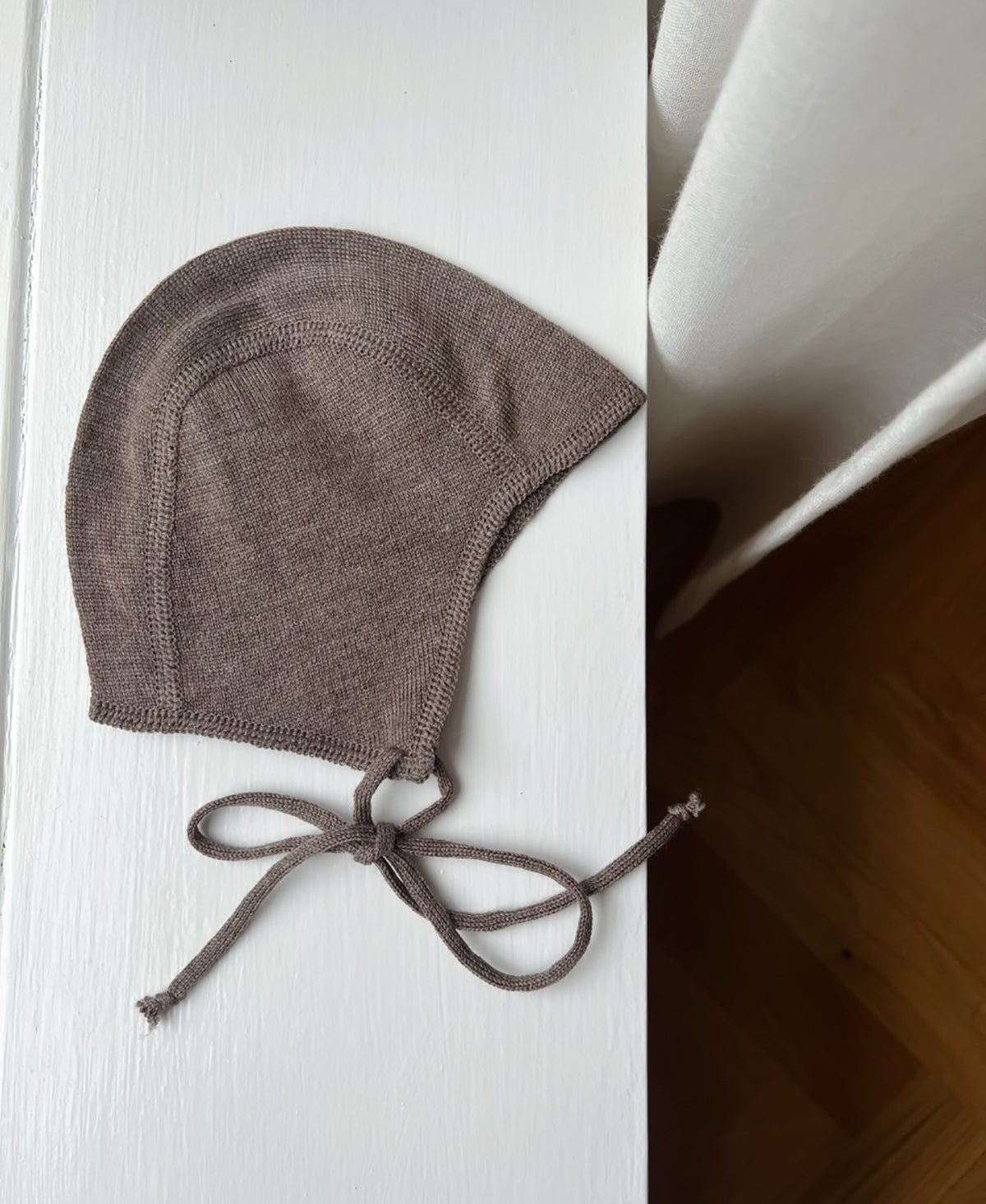 Selana - Fine Knit Wool Helmet - Chocolate